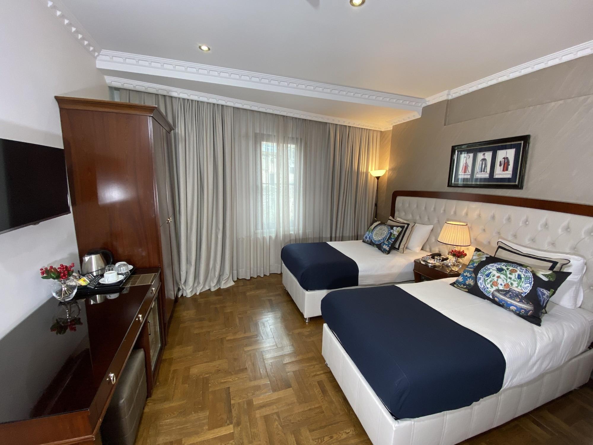Four Doors Hotel Istanbul Exterior photo
