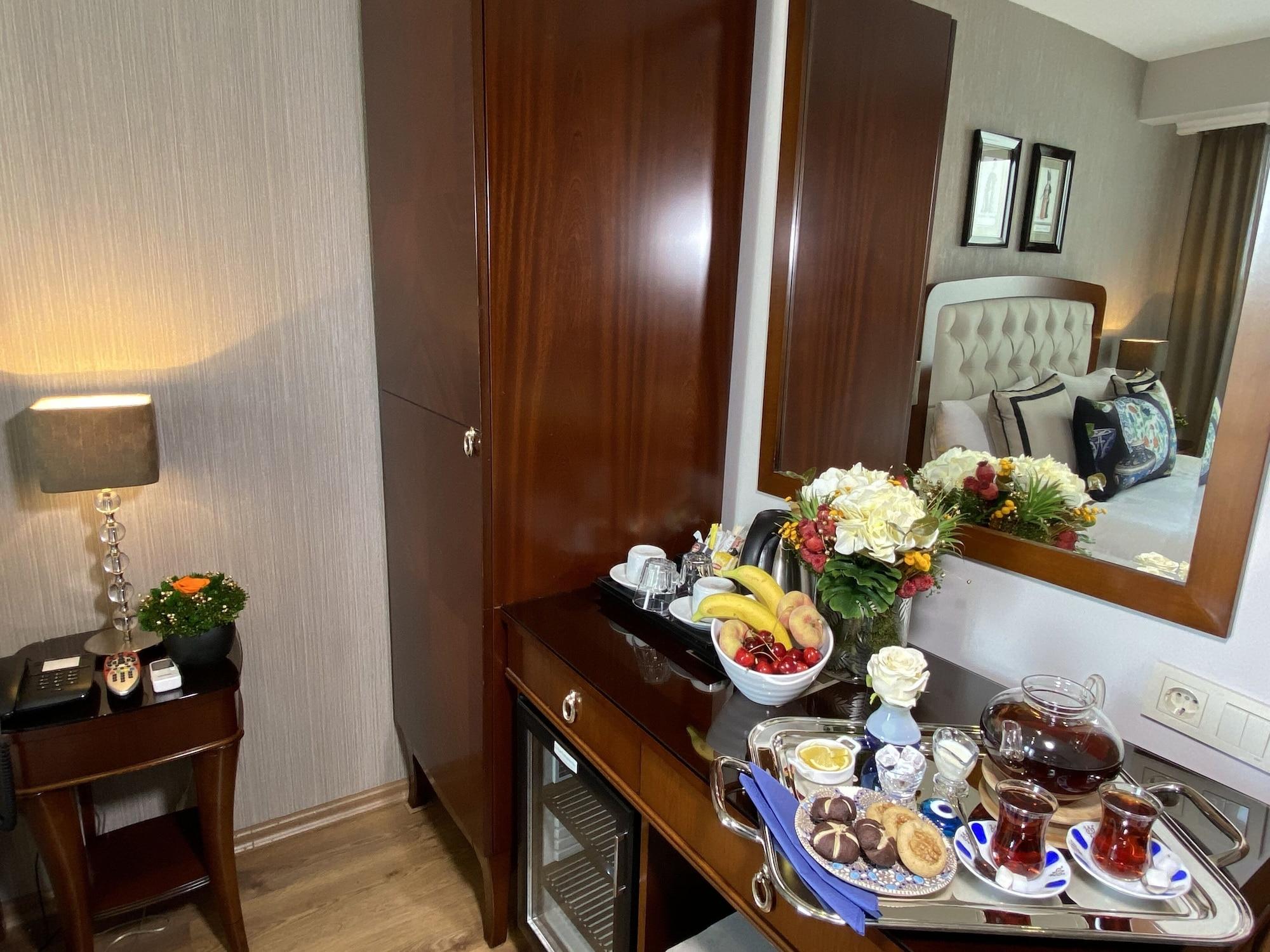 Four Doors Hotel Istanbul Exterior photo